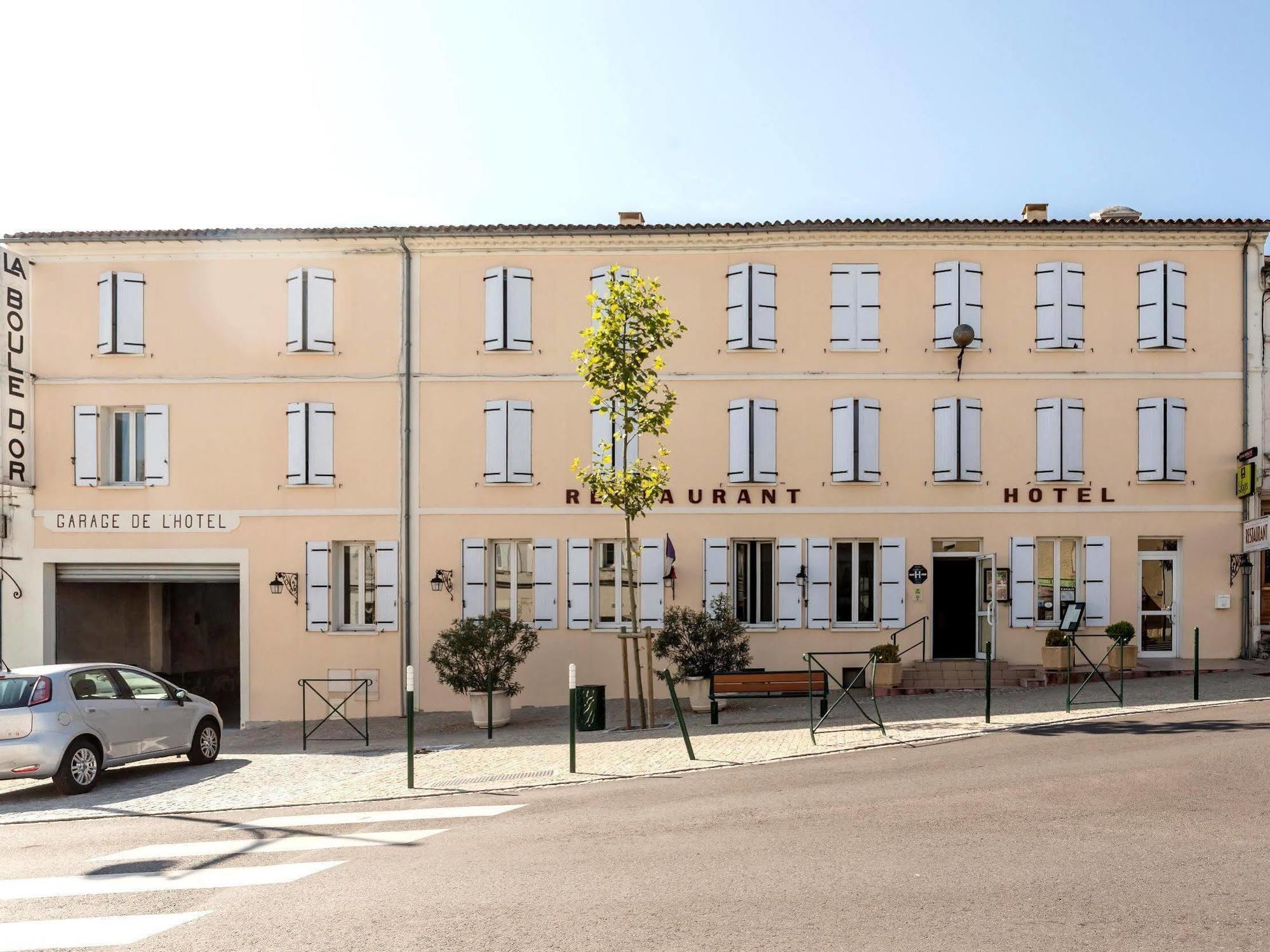 Hotel Restaurant La Boule D'Or Barbezieux-Saint-Hilaire Экстерьер фото